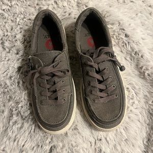 Little Kids Size 2 Billy Classic Lace Low Top Sneakers